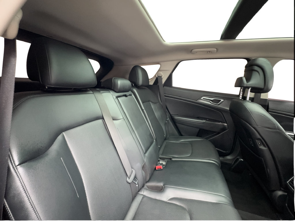 Used 2023 Kia Sportage SX FWD image 28