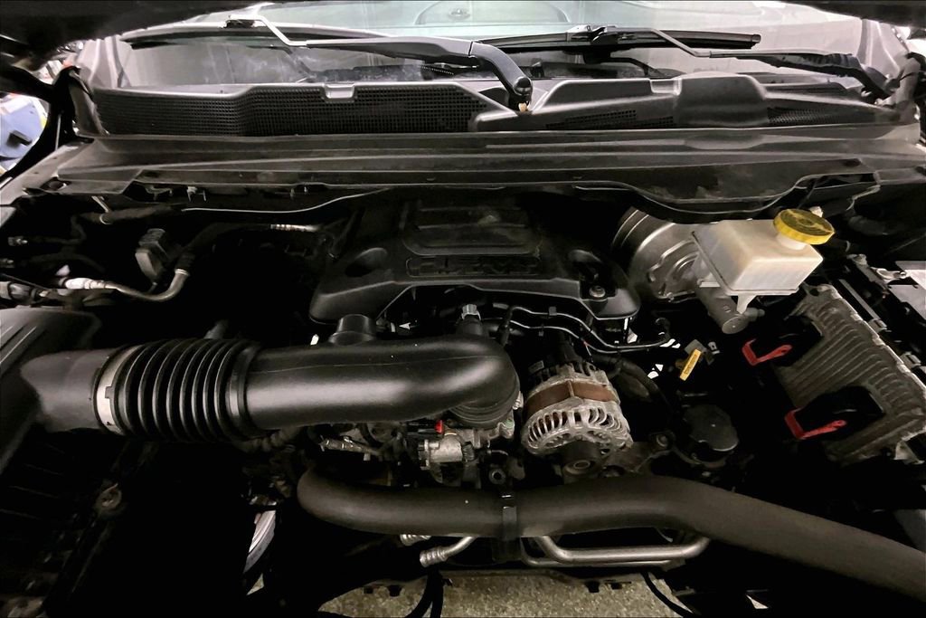 Used 2019 RAM 1500 Laramie image 28