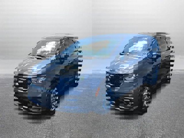 Used 2023 Chrysler Pacifica Touring-L