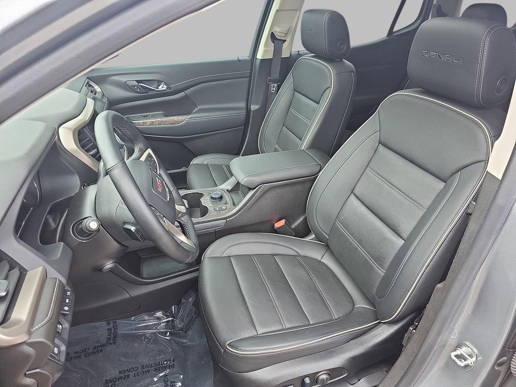 Certified 2023 GMC Acadia Denali w/ Denali Ultimate Package AWD/4WD image 21