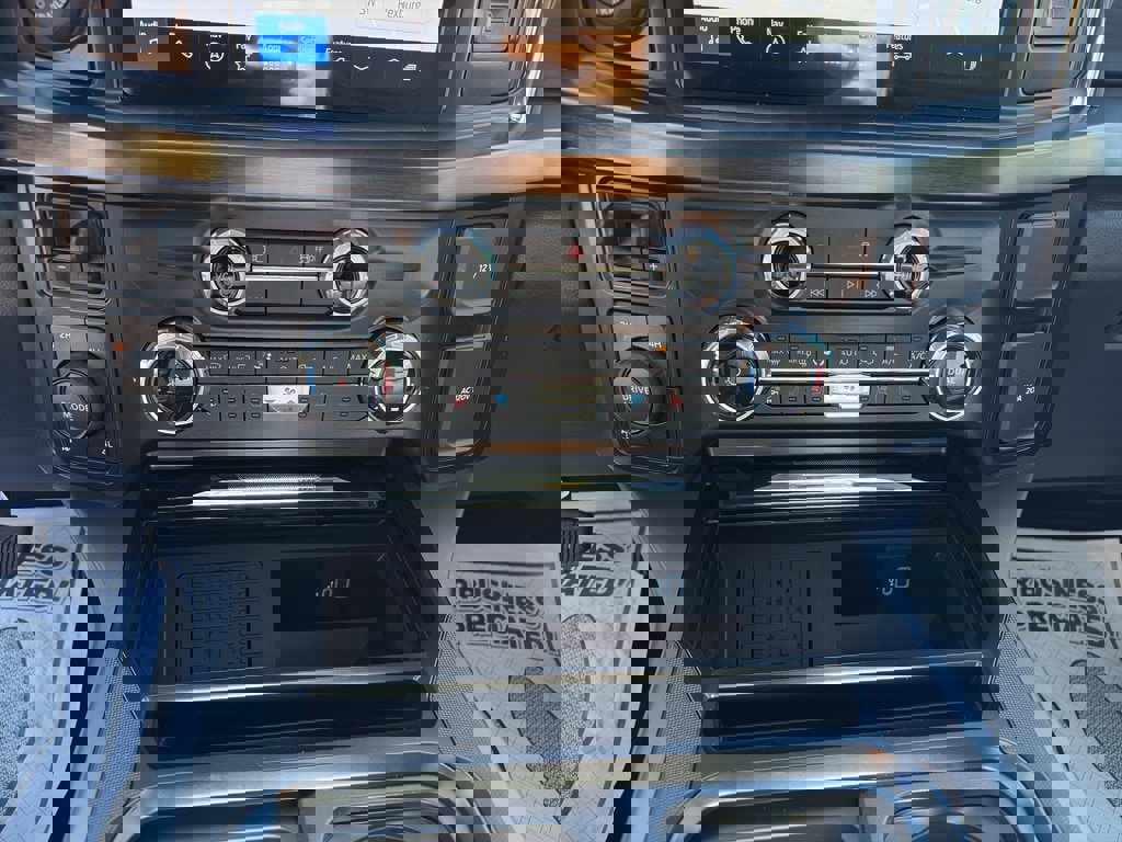 New 2026 Ford F350 Lariat w/ Black Appearance Package image 15