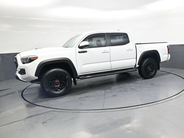 Used 2017 Toyota Tacoma TRD Pro AWD/4WD image 8