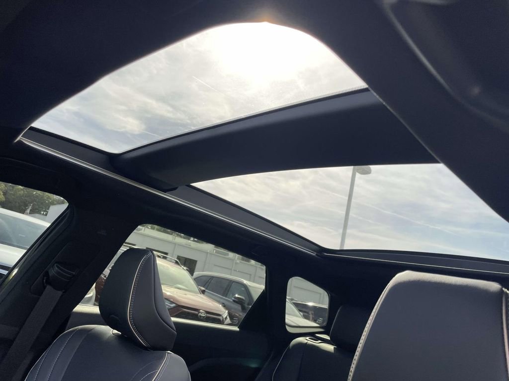 Used 2025 Toyota Crown Signia w/ Advanced Technology Package AWD/4WD image 31