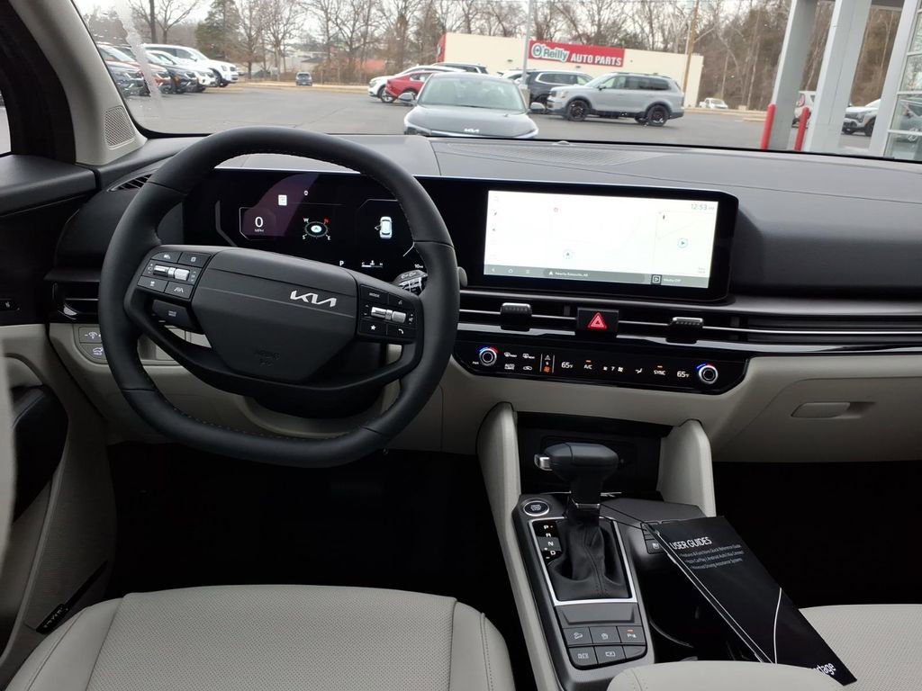 New 2026 Kia Sportage SX image 13