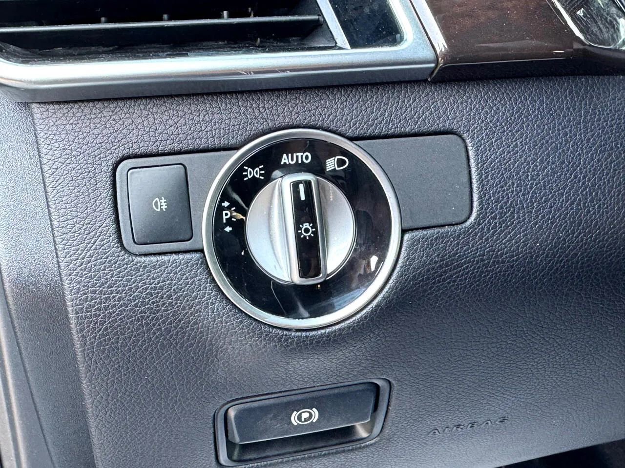 Used 2017 Mercedes-Benz GLE 350 image 19