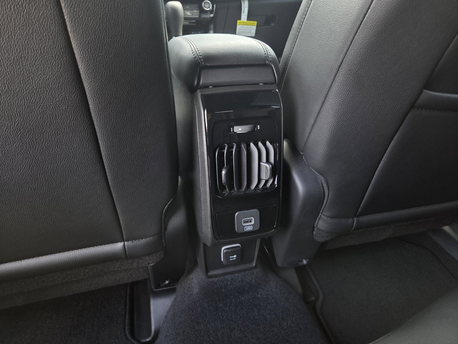New 2026 Jeep Compass Latitude AWD/4WD image 20