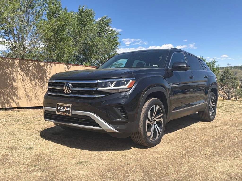 Used 2022 Volkswagen Atlas Cross Sport SEL image 3