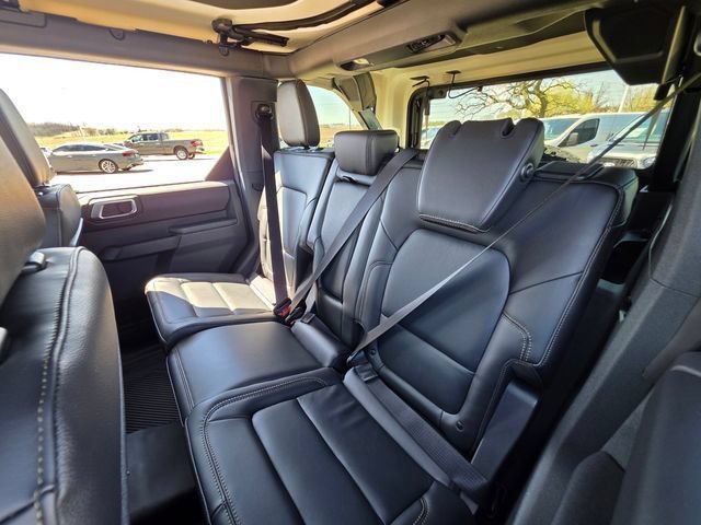 New 2026 Ford Bronco Badlands AWD/4WD image 25