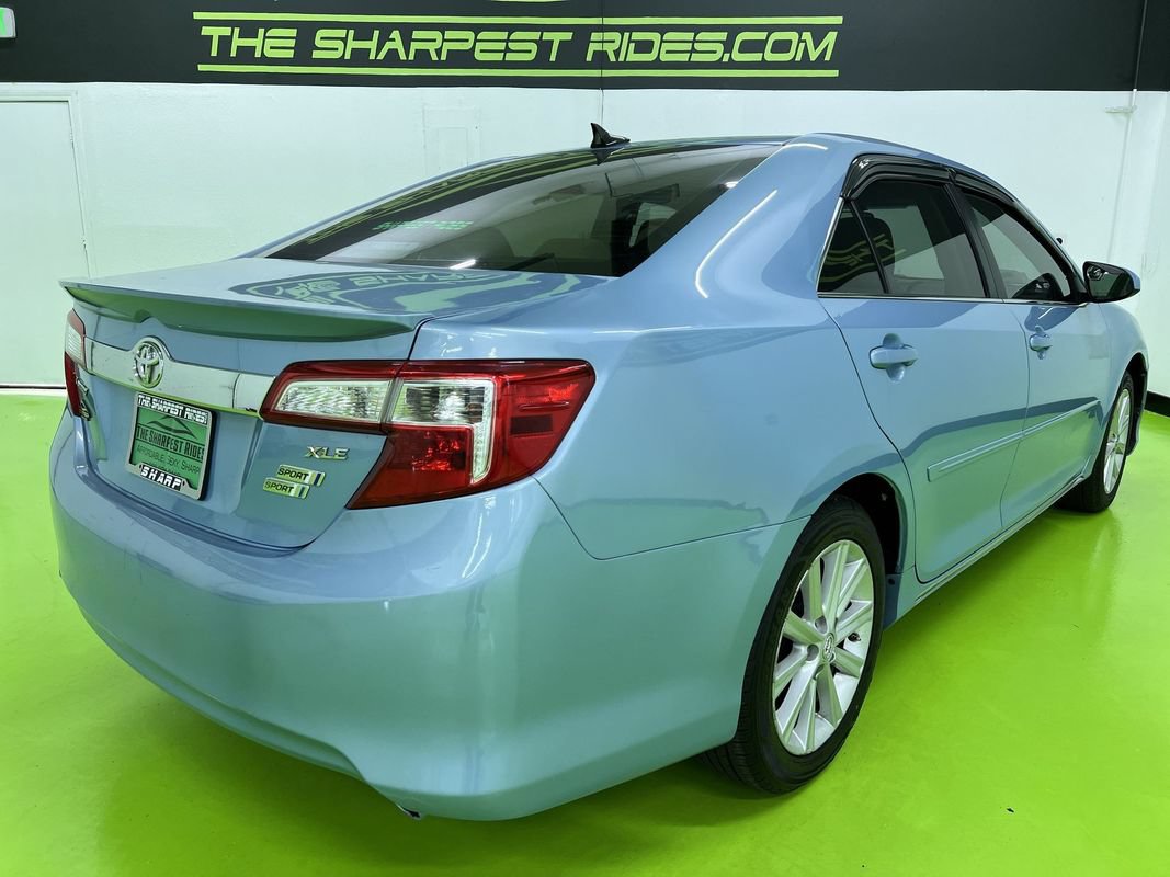 Used 2013 Toyota Camry XLE FWD image 10