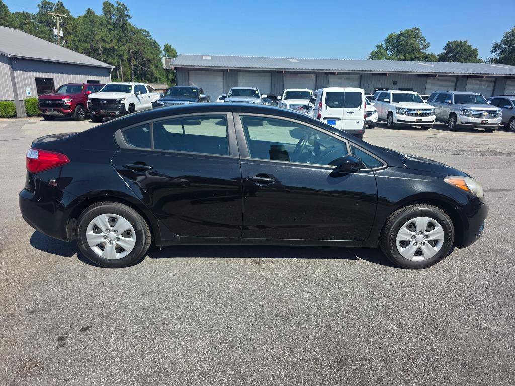 Used 2016 Kia Forte LX FWD image 4
