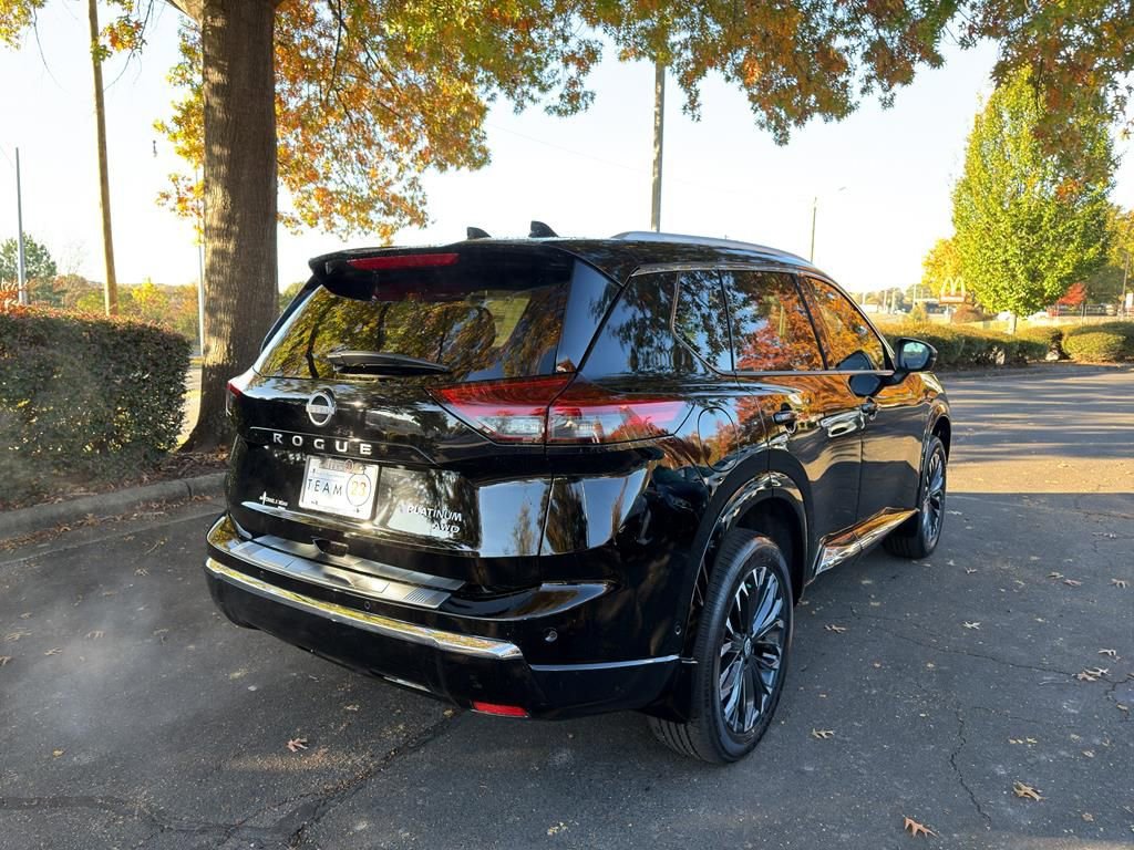 New 2026 Nissan Rogue Platinum image 7