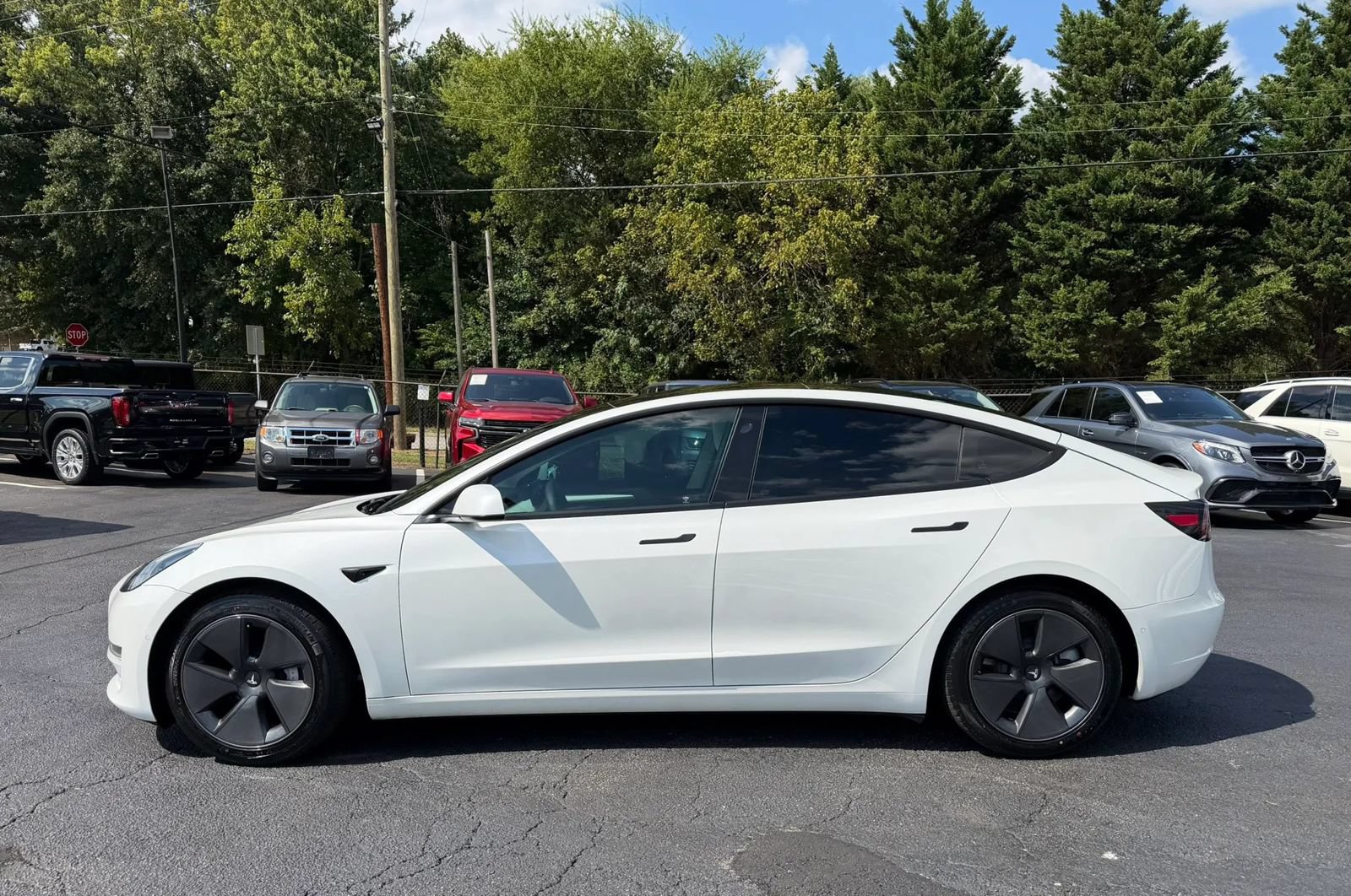 Used 2021 Tesla Model 3 Standard Range Plus RWD image 5
