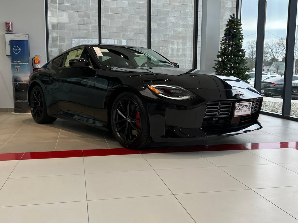 New 2025 Nissan Z Performance w/ Floor Mat Package RWD image 1