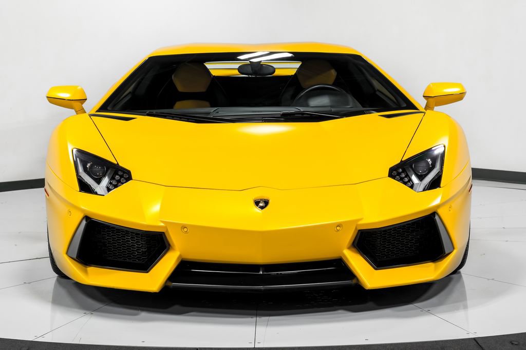 Used 2015 Lamborghini Aventador LP 700-4 AWD/4WD image 8
