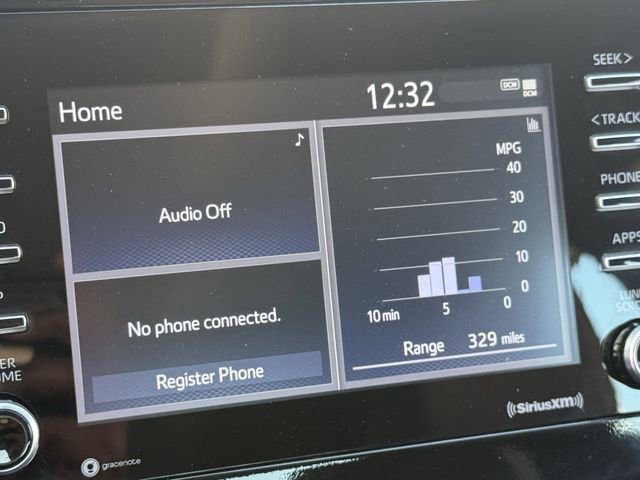 Used 2024 Toyota Camry SE image 18