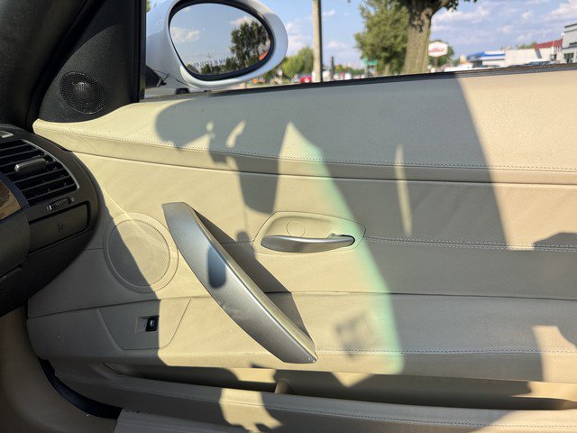 Used 2006 BMW Z4 3.0si image 30