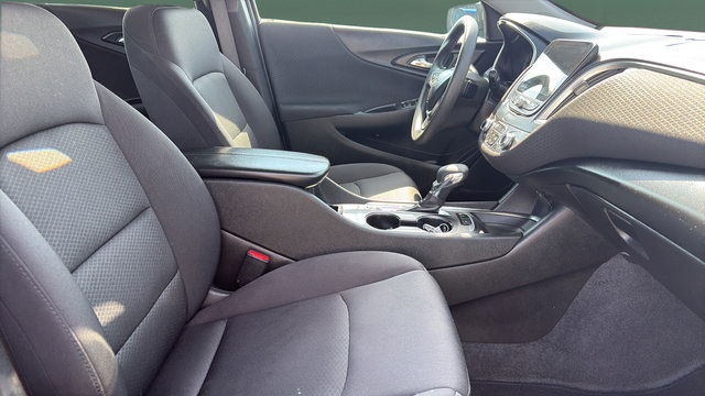 Used 2024 Chevrolet Malibu LT FWD image 24