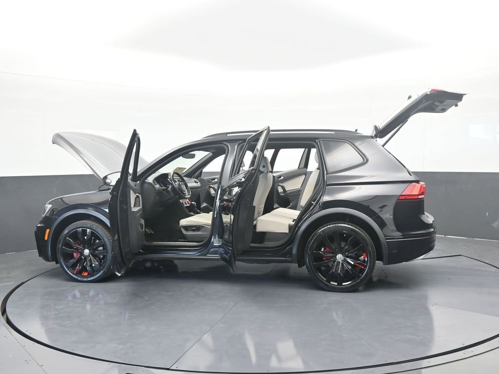 Used 2020 Volkswagen Tiguan SE R-Line image 80