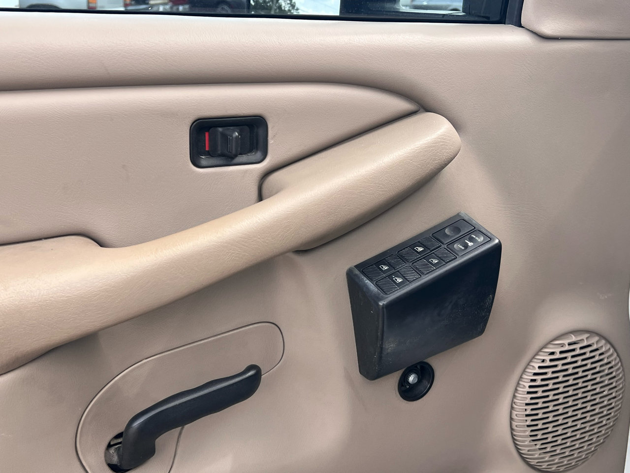 Used 2004 Chevrolet Silverado 2500 W/T image 42