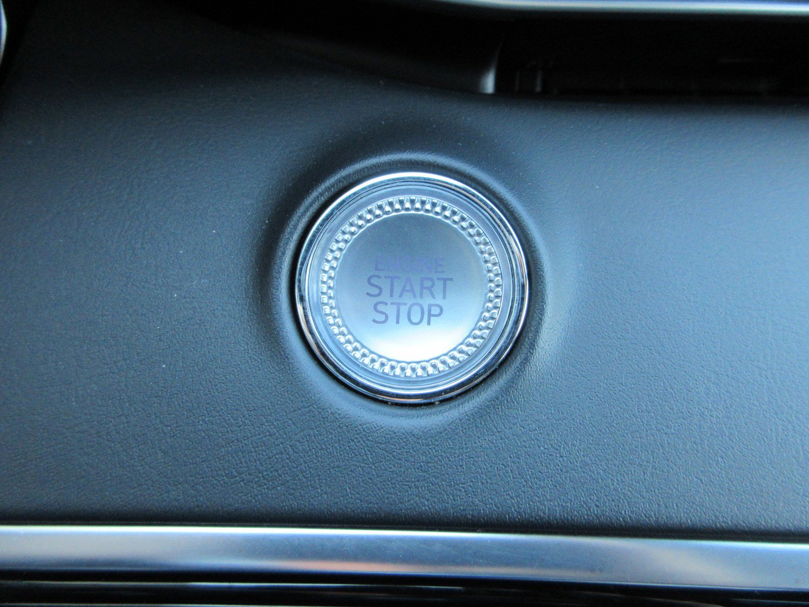 Used 2023 Genesis GV70 3.5T Sport w/ Sport Prestige Package image 40