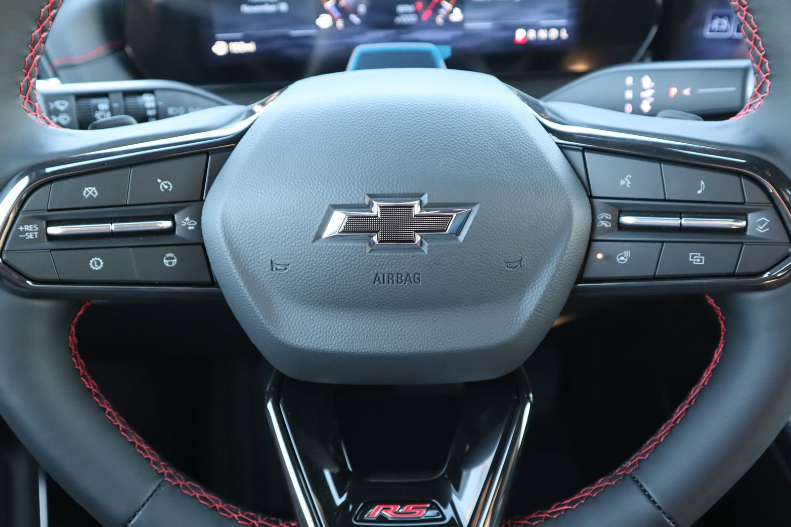 New 2026 Chevrolet Traverse RS image 13