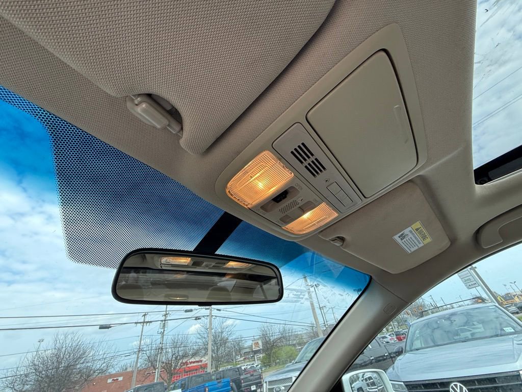 Used 2017 Honda Accord EX image 23