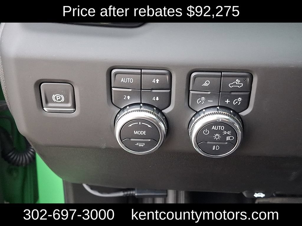 New 2025 GMC Sierra 1500 AT4 w/ AT4 Premium Package AWD/4WD image 23