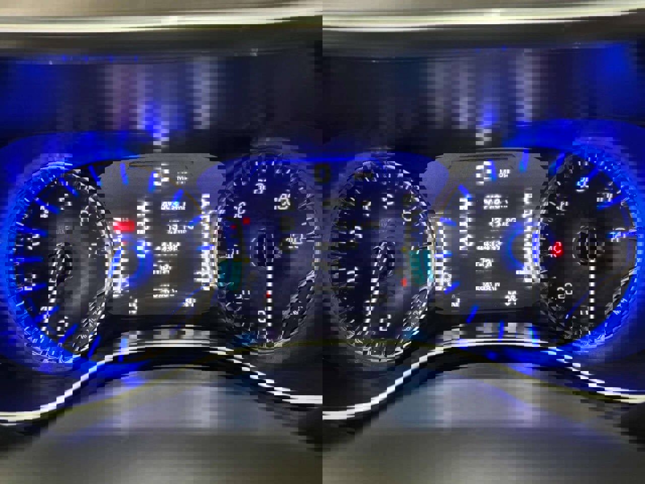 Used 2017 Chrysler Pacifica Limited image 57