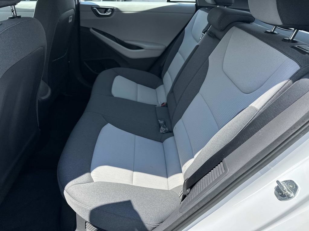 Used 2020 Hyundai Ioniq SEL FWD image 13