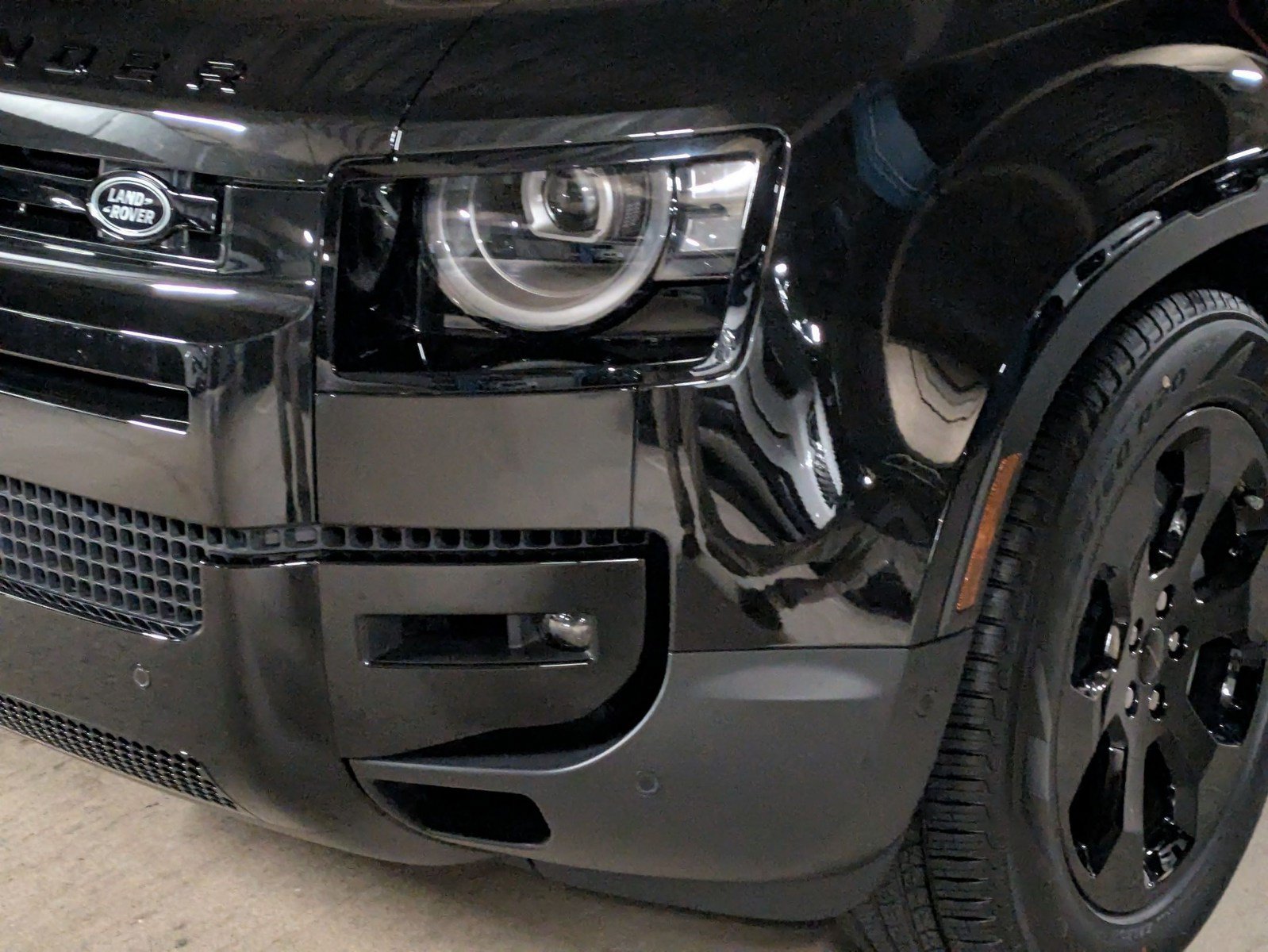 New 2026 Land Rover Defender 130 S AWD/4WD image 11