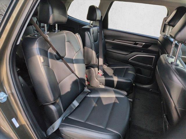 Used 2025 Kia Telluride S image 22