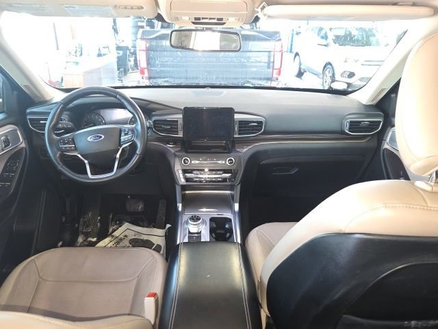 Used 2020 Ford Explorer Limited w/ Class III Trailer Tow Package image 24