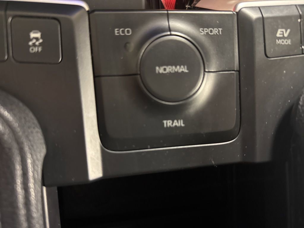 Used 2024 Toyota Grand Highlander Limited image 17