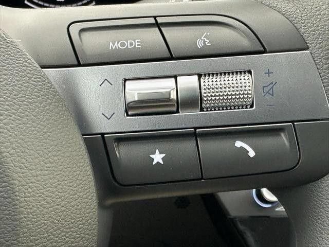 Used 2026 Hyundai Sonata SE FWD image 12
