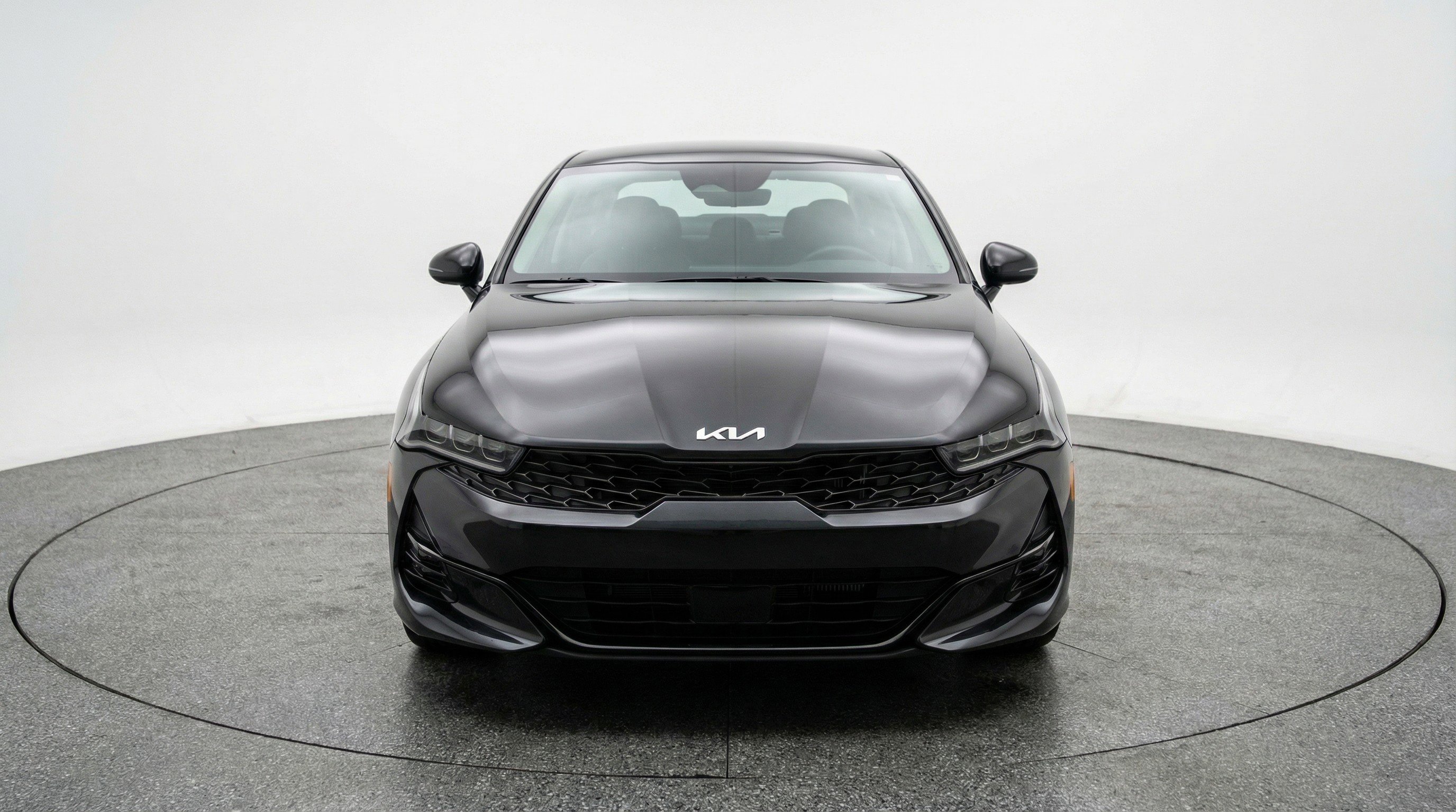 Used 2025 Kia K5 LXS image 2