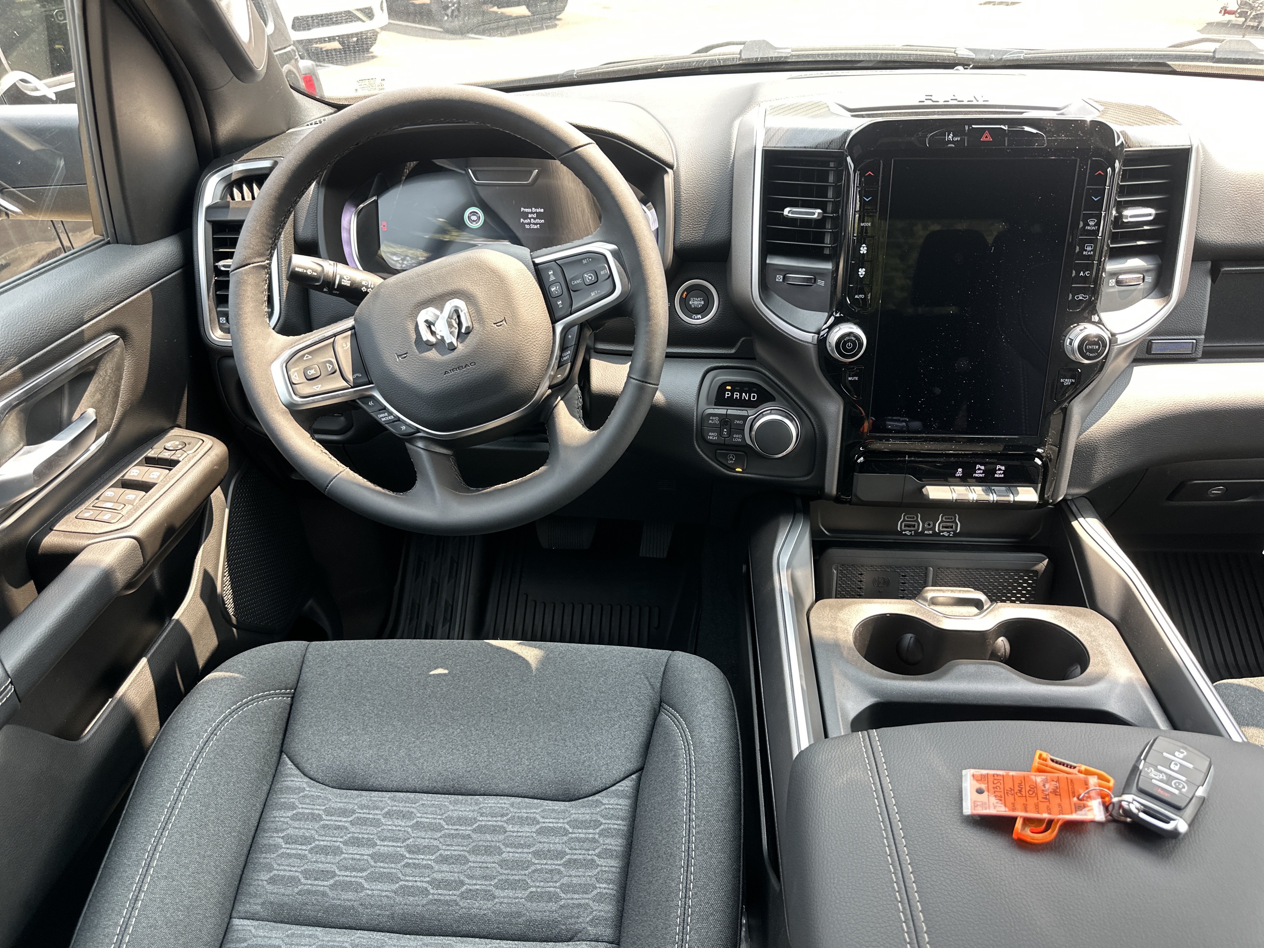 New 2026 RAM 1500 Big Horn AWD/4WD image 32