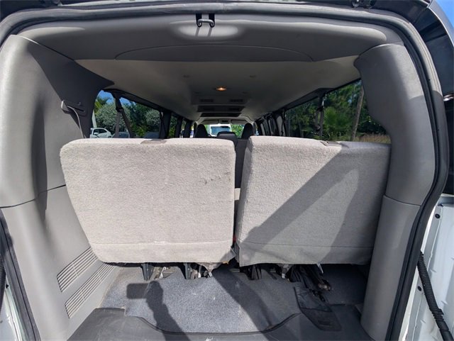 Used 2017 Chevrolet Express 3500 LT w/ LT Preferred Equipment Group image 11