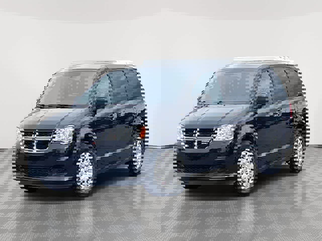 Used 2018 Dodge Grand Caravan SE