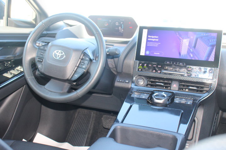 Certified 2023 Toyota bZ4X AWD image 25
