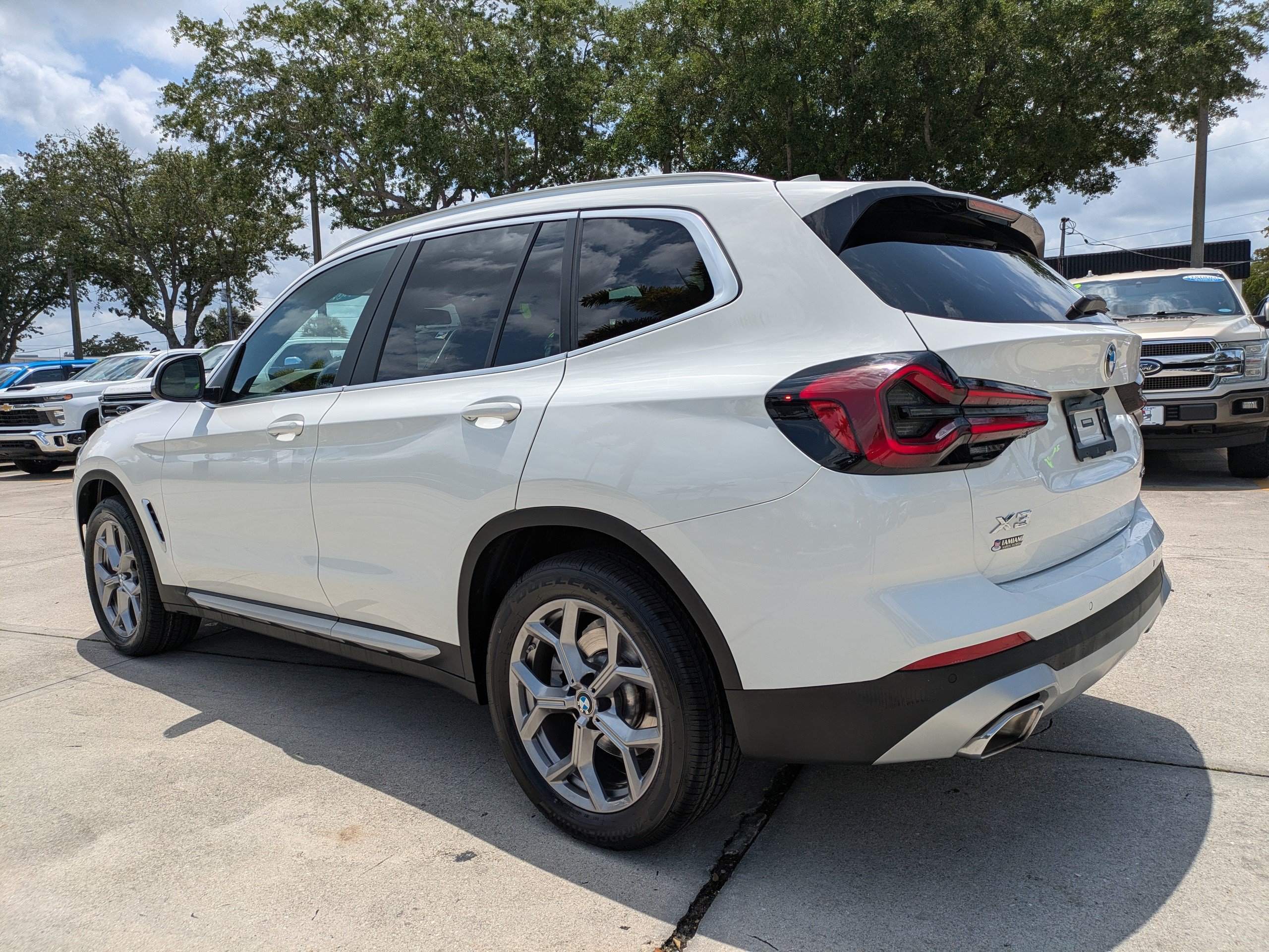 Used 2023 BMW X3 xDrive30i w/ Premium Package AWD/4WD image 6