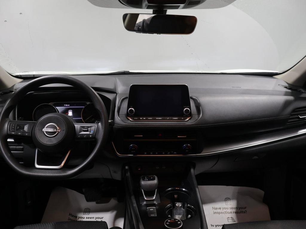 Used 2024 Nissan Rogue SV image 18