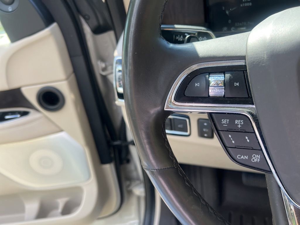 Used 2021 Lincoln Navigator Reserve w/ Luxury Package image 24