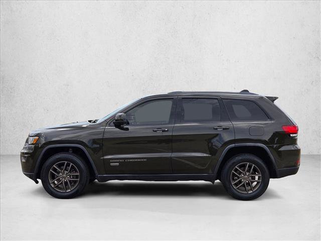 Used 2016 Jeep Grand Cherokee Laredo 75th Anniversary AWD/4WD image 8