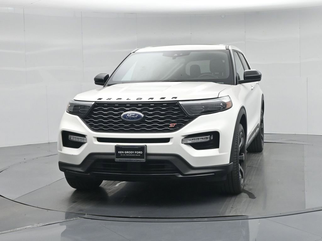 Certified 2022 Ford Explorer ST w/ ST Street Pack image 58