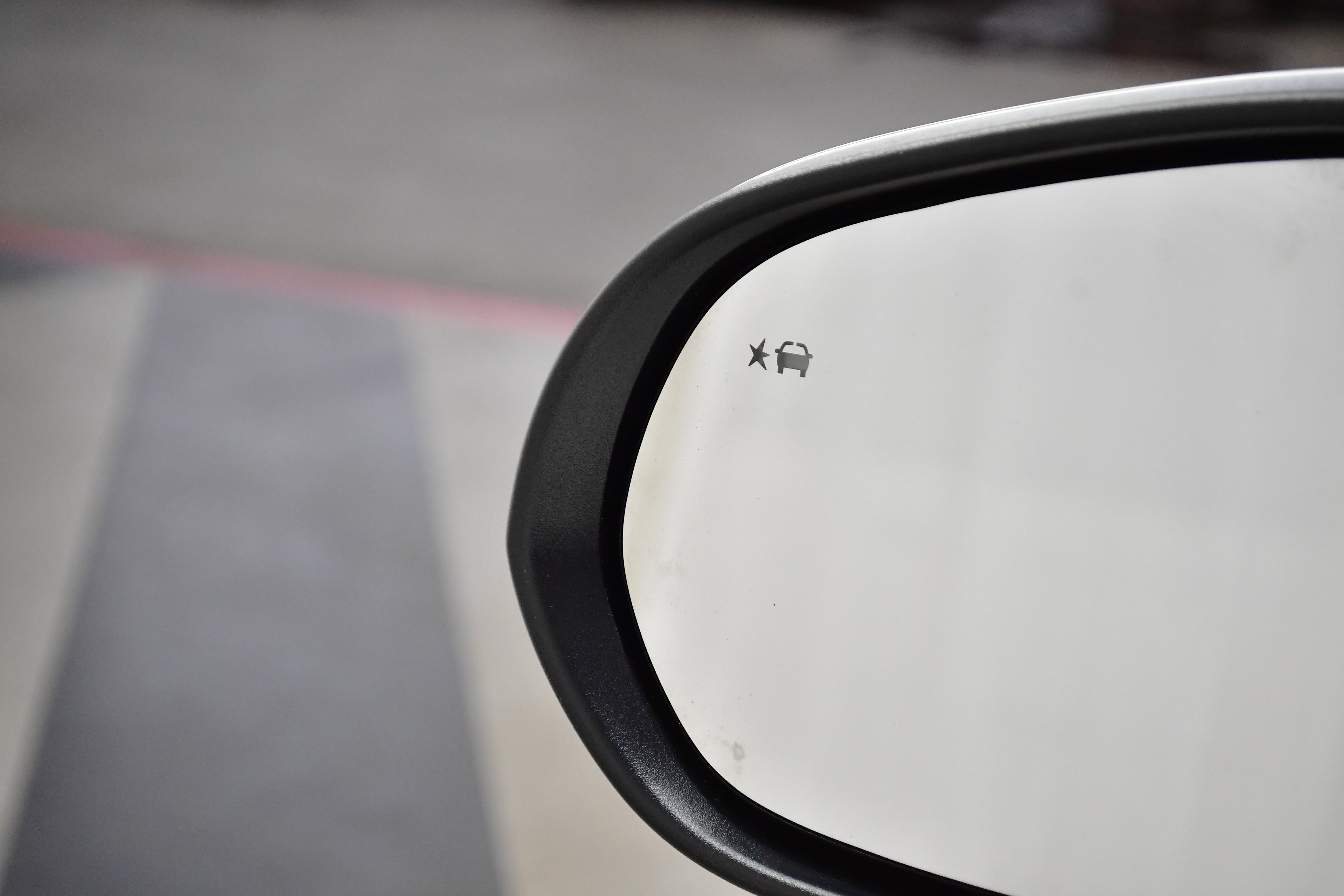 Used 2025 Buick Encore GX Preferred image 14