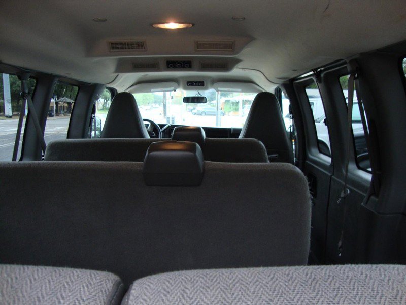 Used 2017 Chevrolet Express 2500 LS image 5