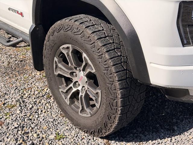 Used 2024 GMC Canyon AT4 image 10