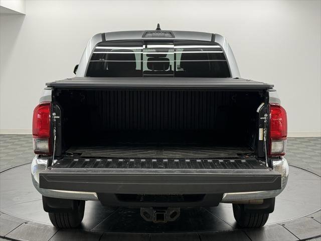 Certified 2022 Toyota Tacoma SR5 image 11