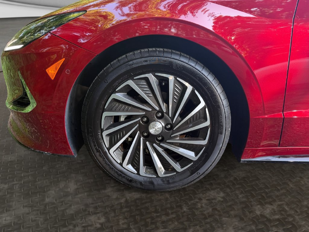 Used 2023 Hyundai Sonata Limited FWD image 14