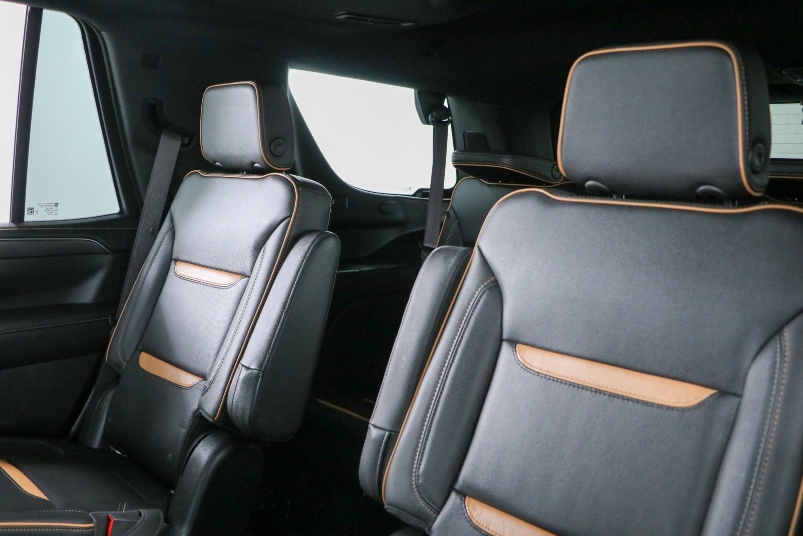 Used 2022 GMC Yukon AT4 AWD/4WD image 28